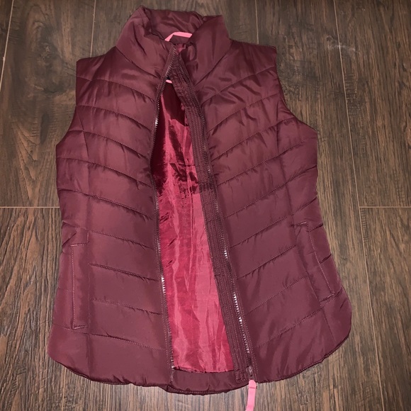 Aéropostale Vest - Picture 2 of 2